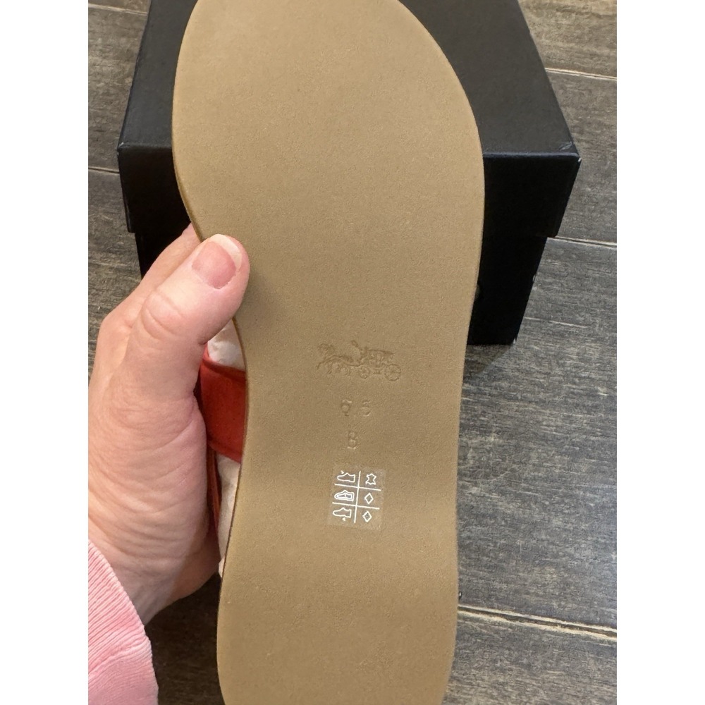 Coach Gracie Swagger Thong Sandals Burnt Orange Size 6.5 New In Box - Picture 14 of 16